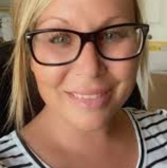 Meet your Posher, Rory - Picture 1 of 1